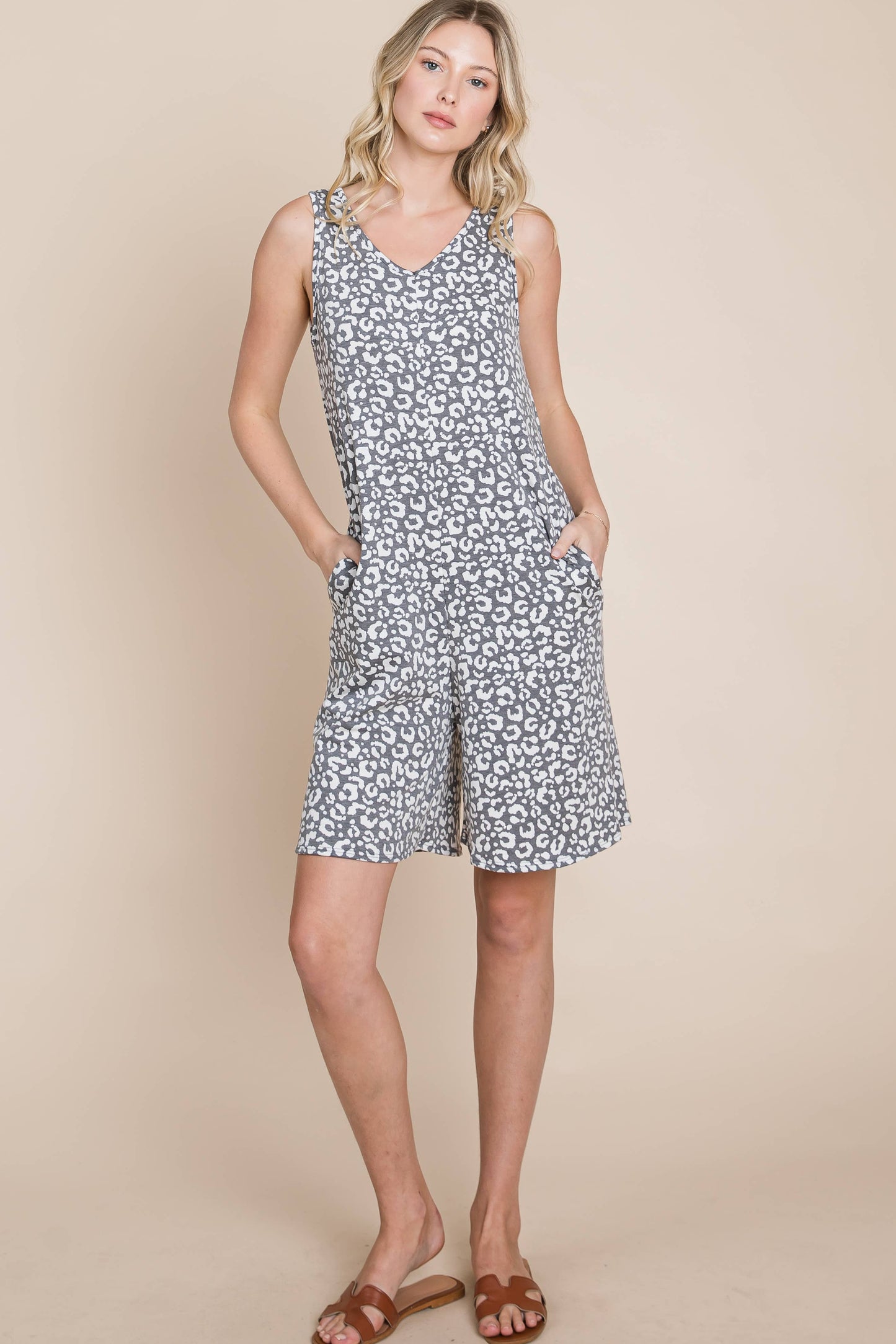 DA1353 ANIMAL PRINT ROMPER