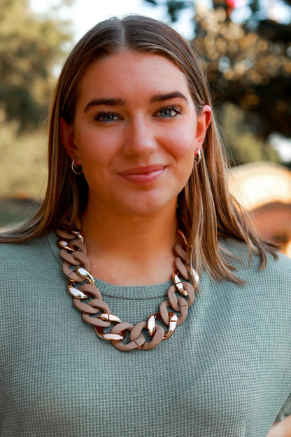 Flirt Alert Chain Shaped Necklace
